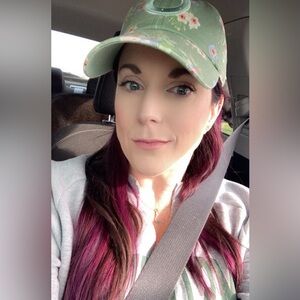 Meet your Posher, Jenn